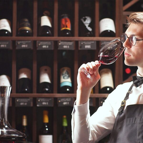 Sommelier - https - www.grandesvinos.com